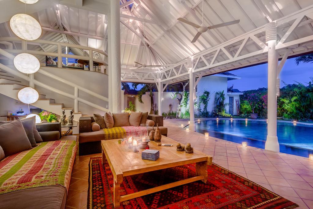 La Villa Oberoi เซมินยัค ภายนอก รูปภาพ